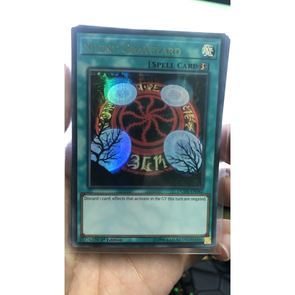 Silent Graveyard - DUDE-EN042 - Ultra Rare 1st Edition