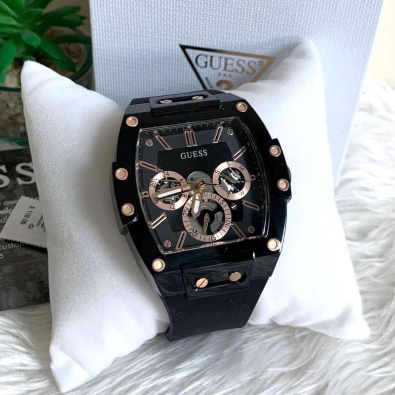 Đồng Hồ Cặp Đôi Guess Size 39mm Nữ, 43x51mm Nam, chống nước 30m