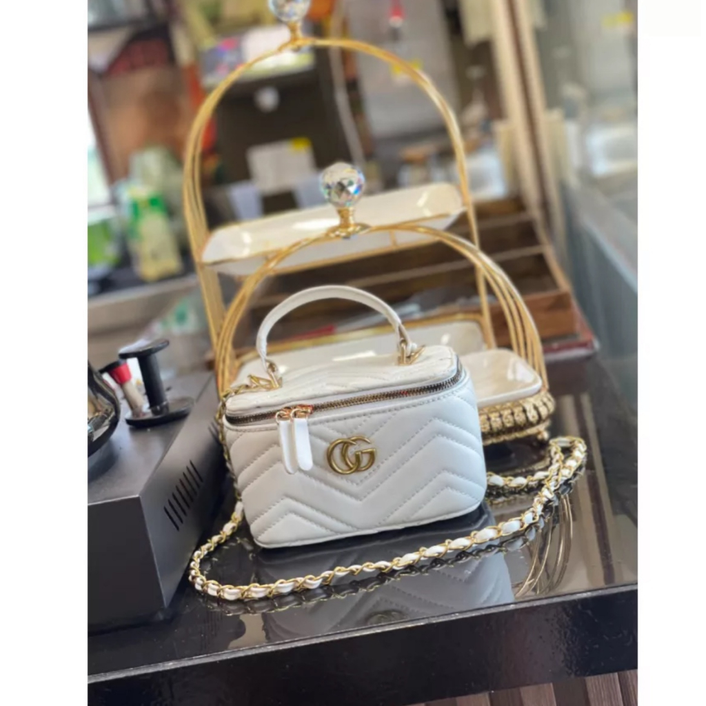 Túi xách nữ dáng cốp gugi size 18 đeo chéo da mềm mại ,dây xích siêu xinh xịn sò