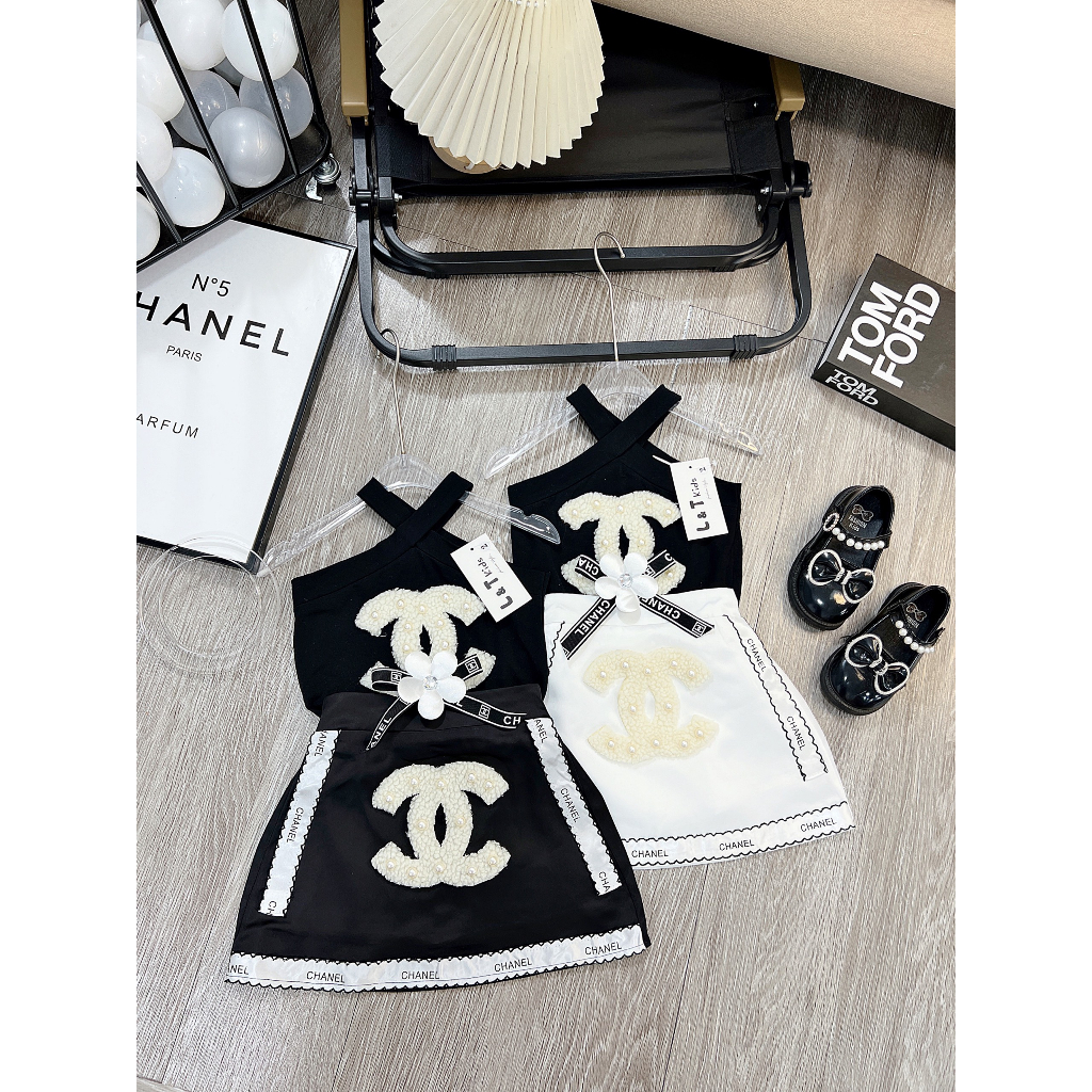 Set áo yếm X hoa trà bé gái