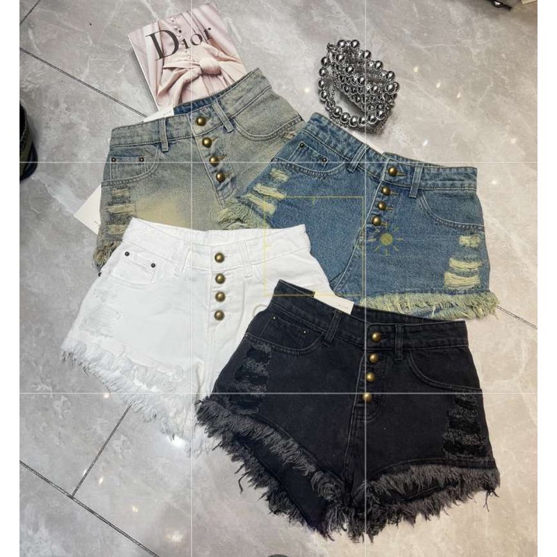 Quần Short Jean Cúc Dọc QC