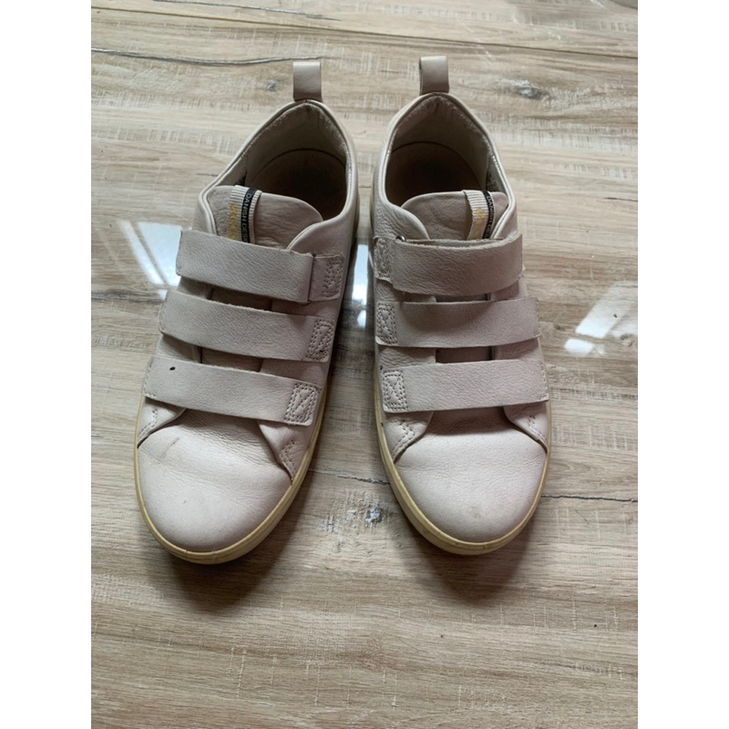 Thanh lý pass giày size 38