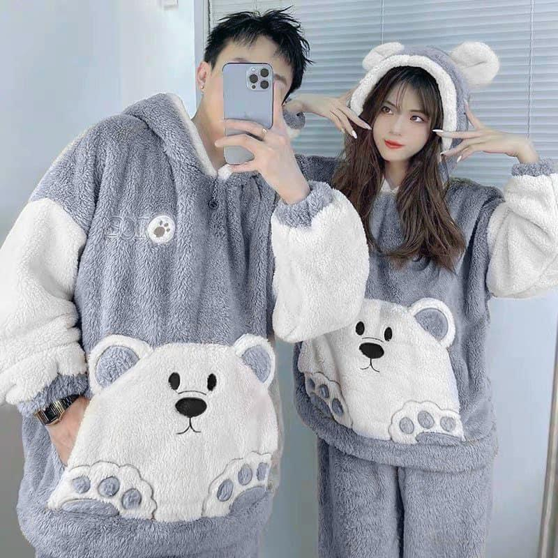 Bộ đồ ngủ chât liệu lông cừu xám có mũ chấy lông mềm mịn dày dặn ấm áp dễ thương_LR245