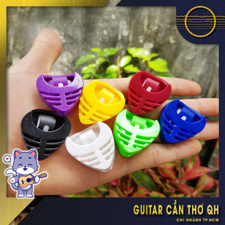 Hộp đựng Pick dán thùng đàn Guitar