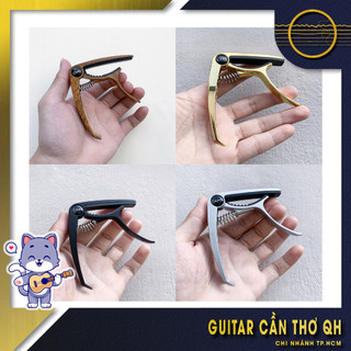 Capo Guitar Acoustic cao cấp - tích hợp mở chốt giữ dây | Chất liệu kim loại & nhựa |