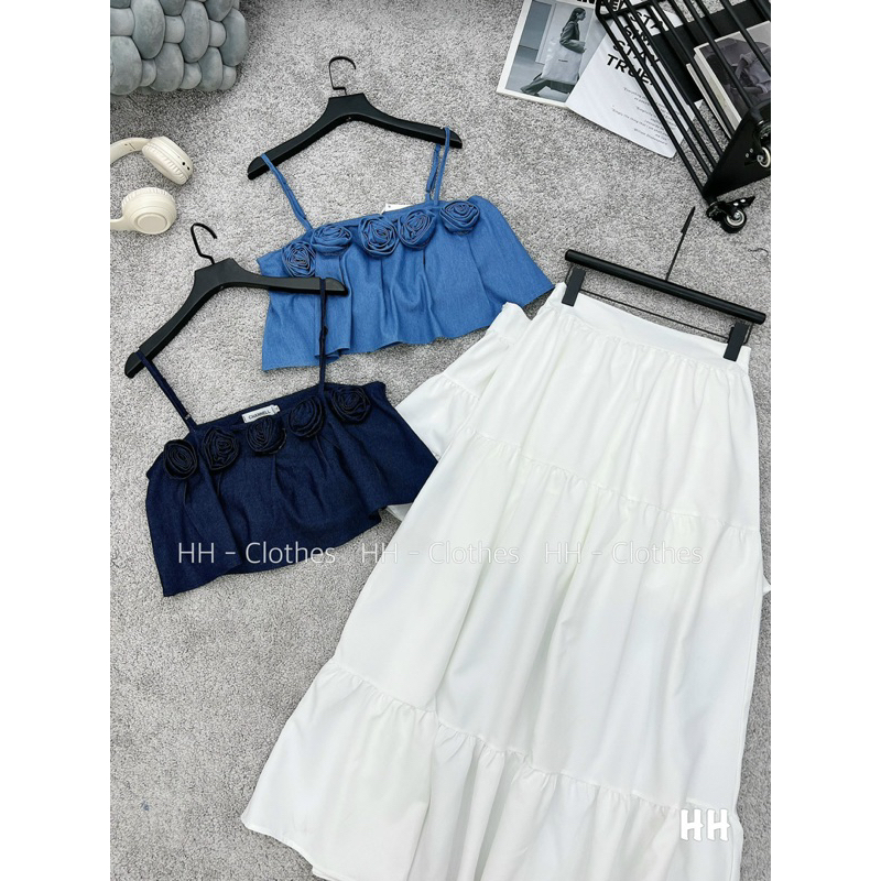 SET ÁO JEAN DENIM ĐÍNH HOA NGỰC 2 DÂY KÈM CHÂN VÁY TRẮNG