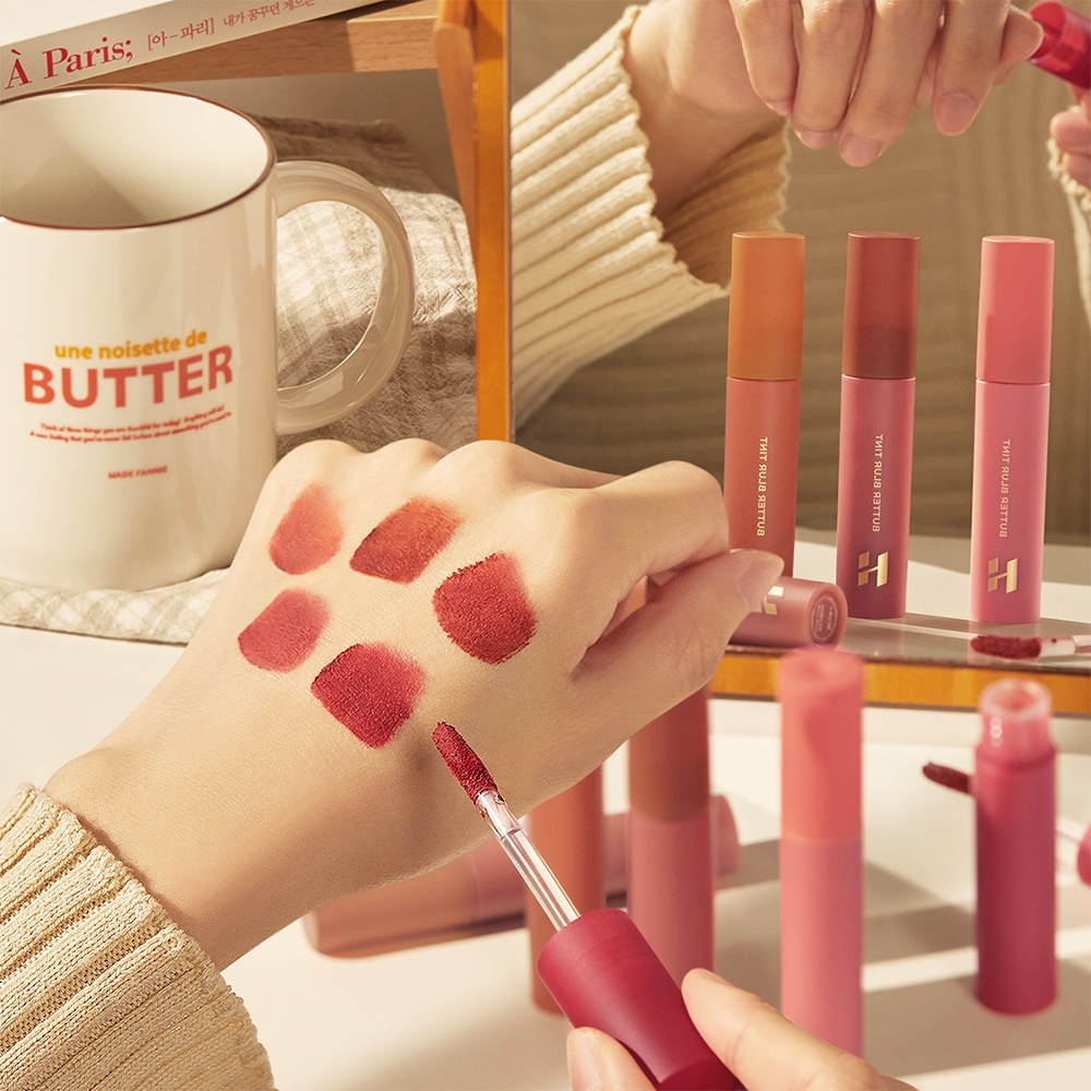 Son kem lì mờ vân môi Holika Holika Butter Blur Tint 4g