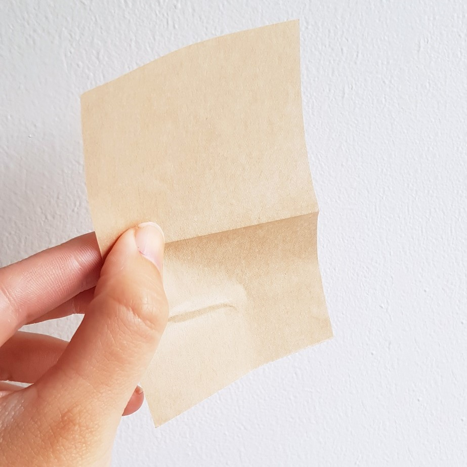 Giấy thấm dầu Hàn Quốc Holika Holika Magic Tool Oil Control Paper 100 tờ/gói 10x6,2  - 7179