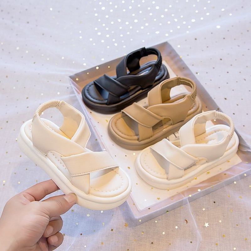 Sandal đế bánh mì bé gái nhẹ êm từ 3-10tuổi nhẹ nhàng