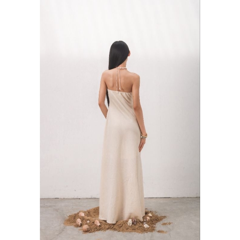 OLALASTUDIO Đầm quây maxi linen màu trắng kem Rapuzel Maxi Dress