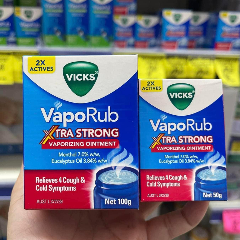 Dầu bôi ấm ngực giảm ho Vicks Vapourub Extra Strong 100g Úc