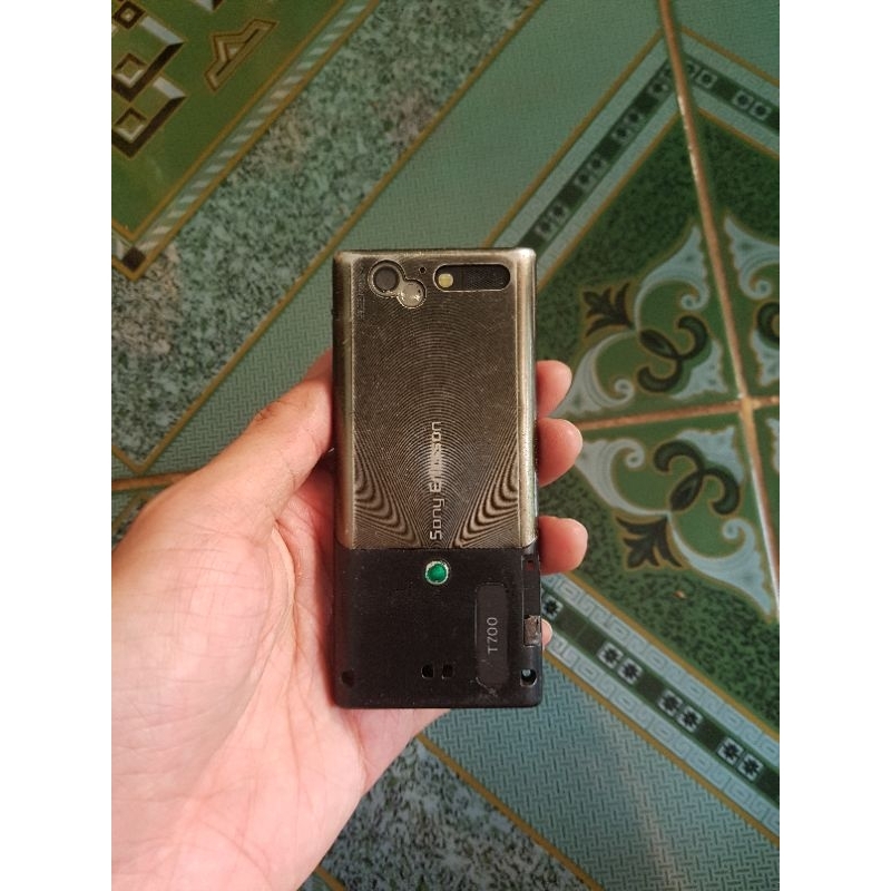 Xác điện thoại Sony Ericsson T700