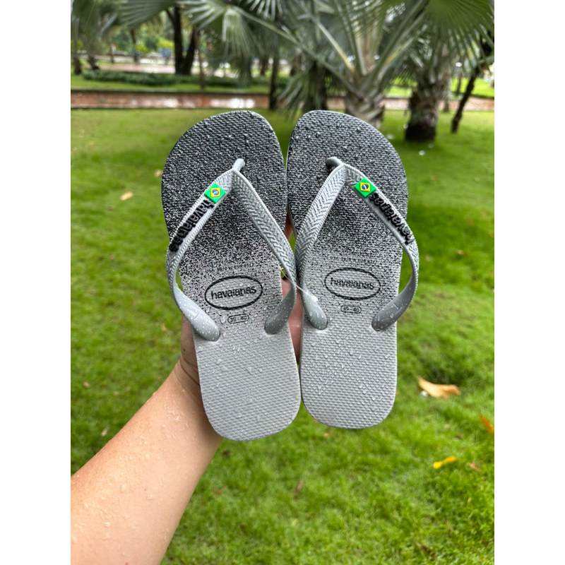Dép havaianas màu sắc