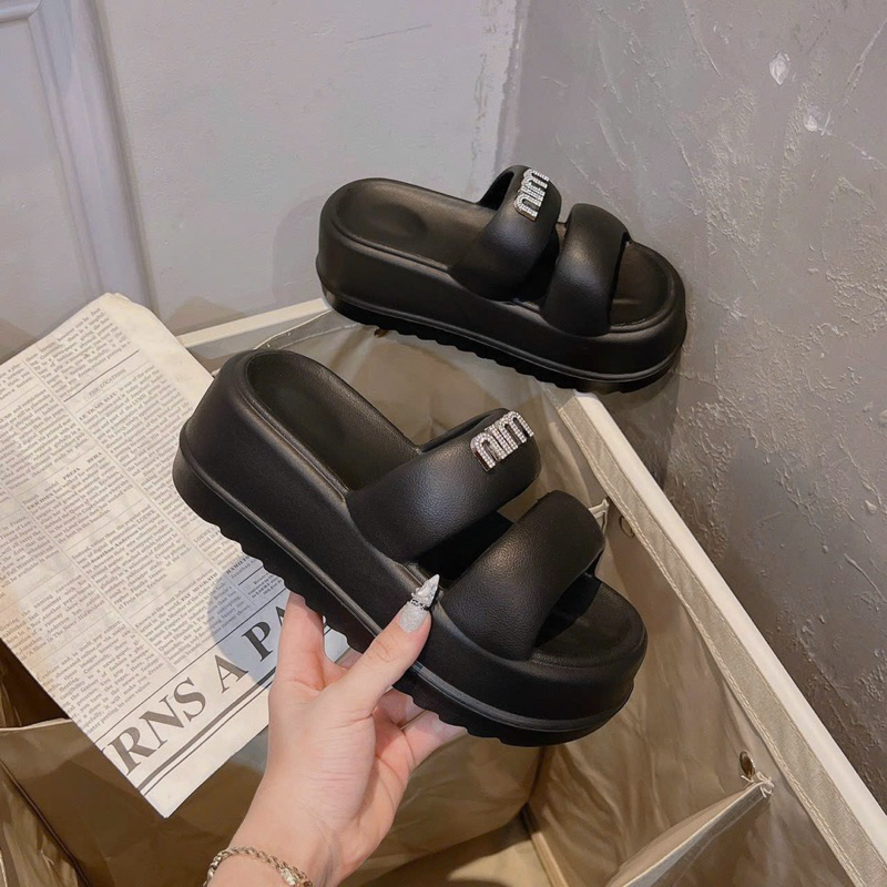 Dép đi biển đế bánh mì 6cm siêu nhẹ, rửa chân đi mưa đi biển thoải mái,có 3 màu