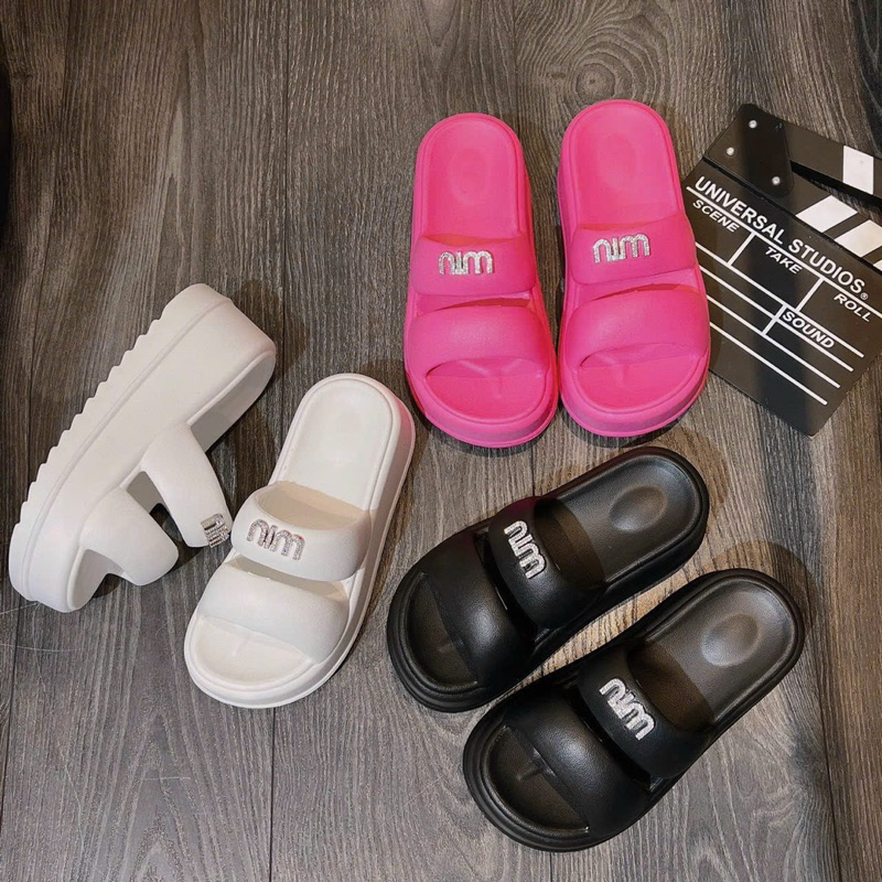 Dép đi biển đế bánh mì 6cm siêu nhẹ, rửa chân đi mưa đi biển thoải mái,có 3 màu