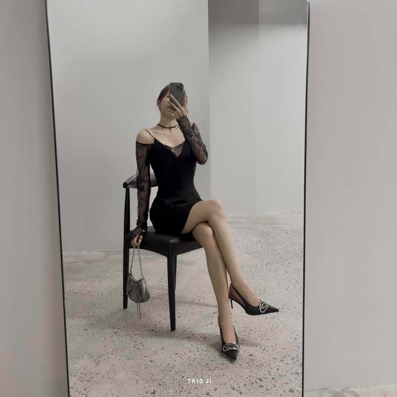 | Chang Tròn | 𝐒𝐮𝐧𝐧𝐲 𝐃𝐫𝐞𝐬𝐬 - Đầm Body Phối Ren Tôn Dáng Bigsize