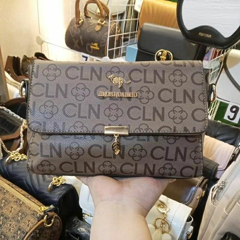 Túi kẹp nách hãng Daisu