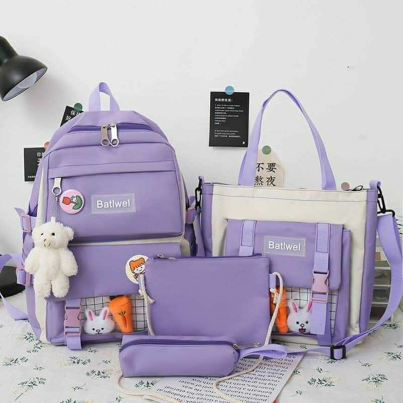 Set balo dù 5 món.