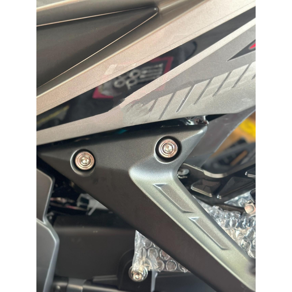 Bộ Khâu Gác Chân Inox 304 Exciter 135 150 155