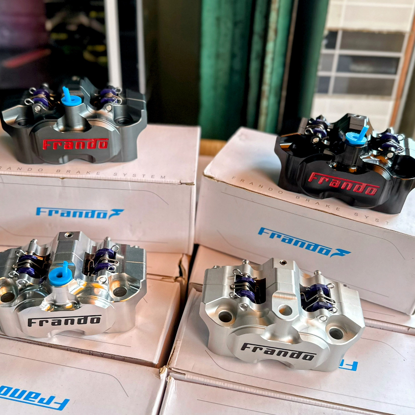 Heo Frando FCC 682 4 pis Dùng Cho Xe Máy