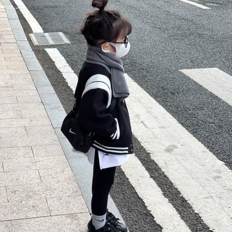Áo nỉ bomber thêu chứ LA cho bé 2-6 tuổi