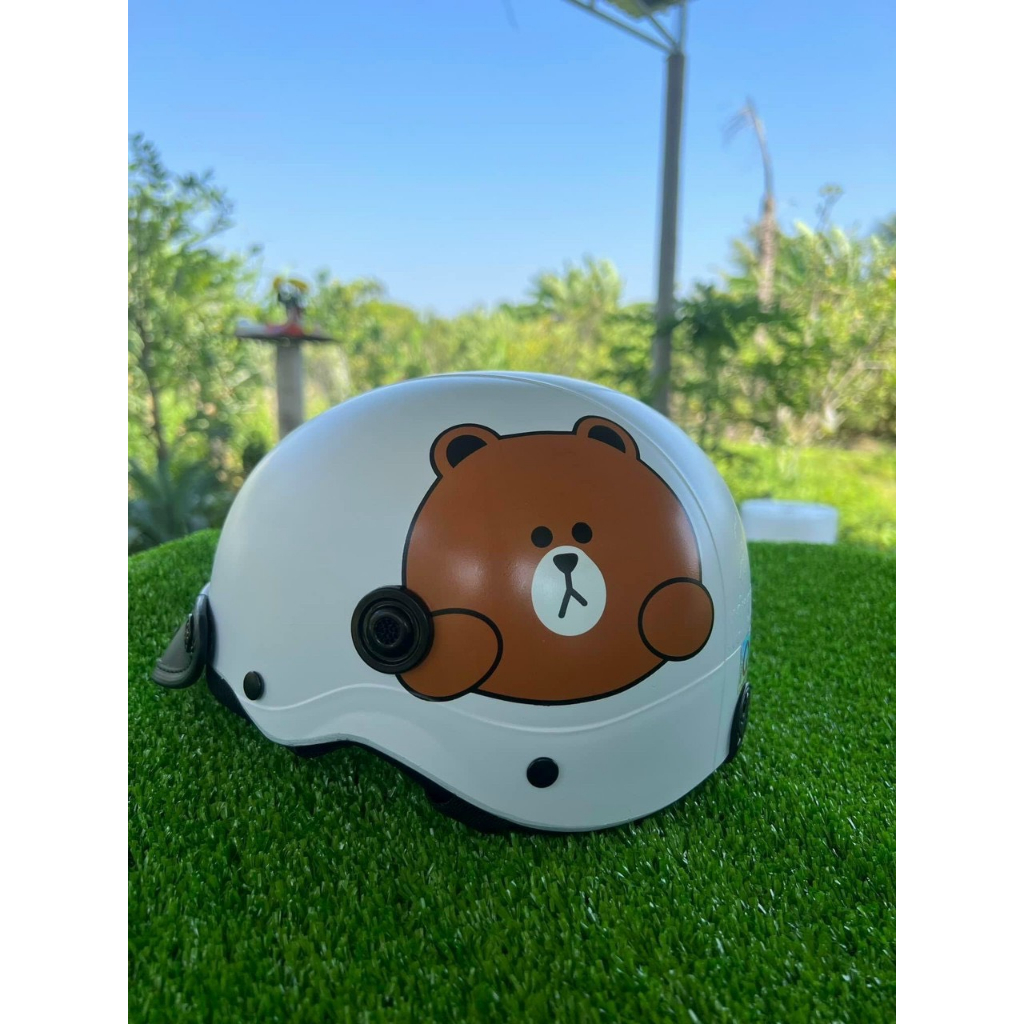 Nón bảo hiểm in hình stick gấu nâu gấu dâu đáng yêu bền rẻ đẹp giá học sinh - NS hình gấu