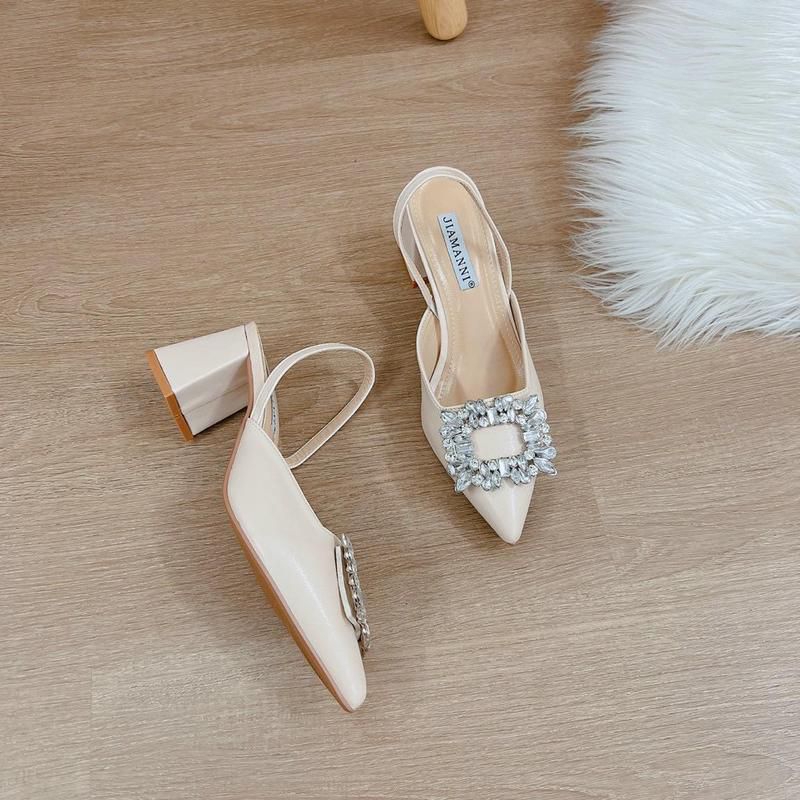 Giày cao 6cm khoá đá bigsize từ 32-45