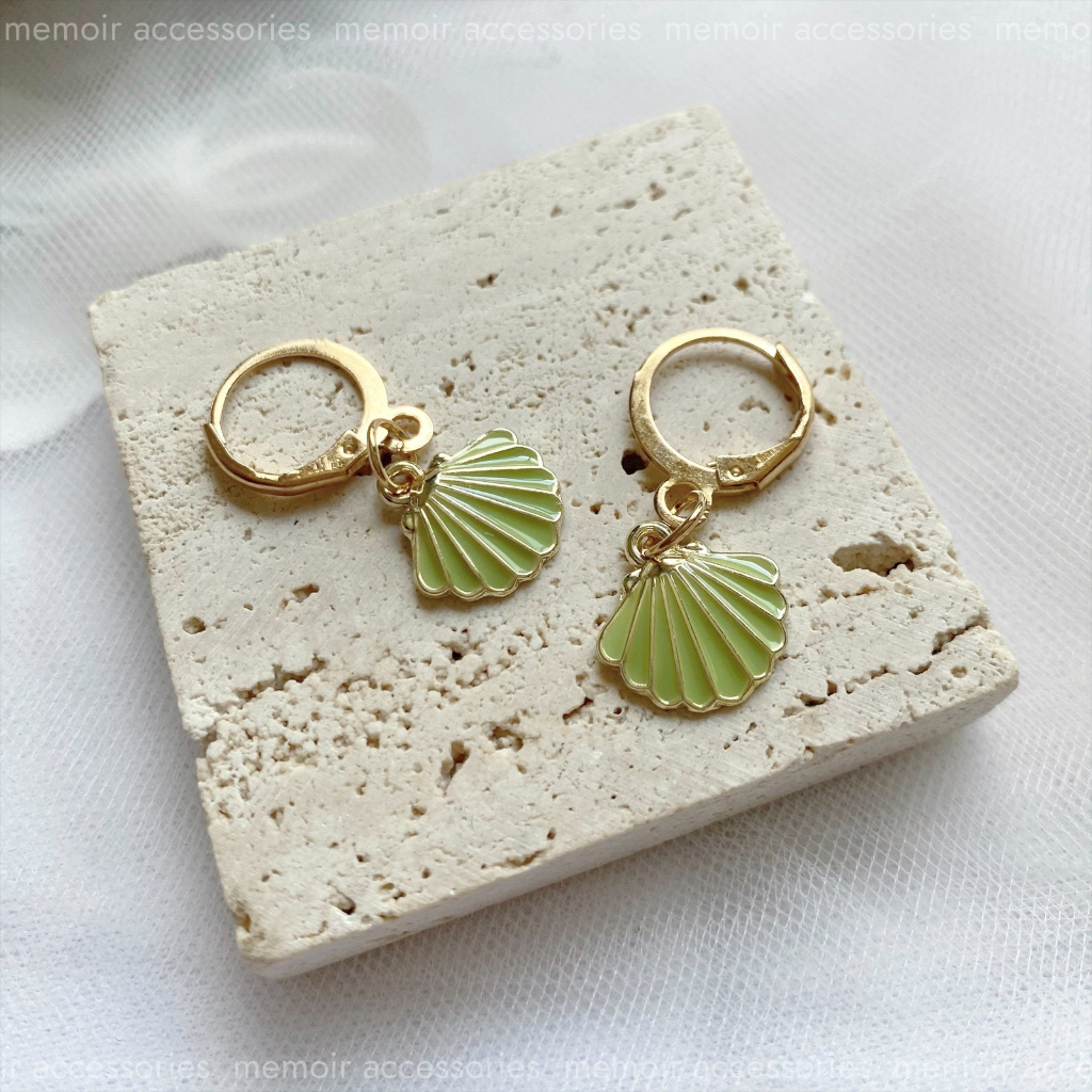 Khuyên tai hình vỏ sò phong cách biển hè