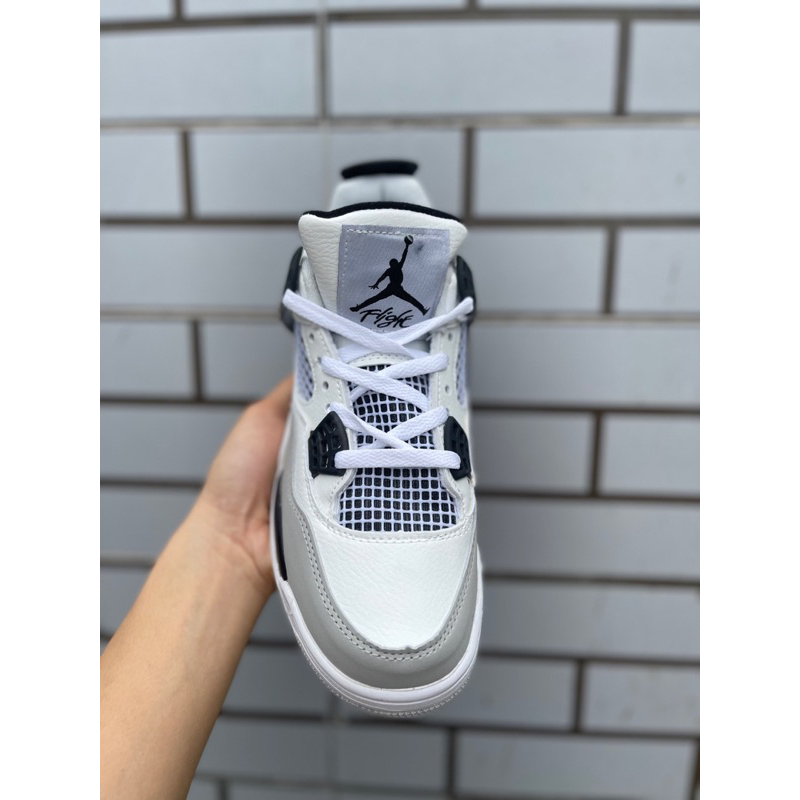Giày thể thao Jordan4 xám trắng đen