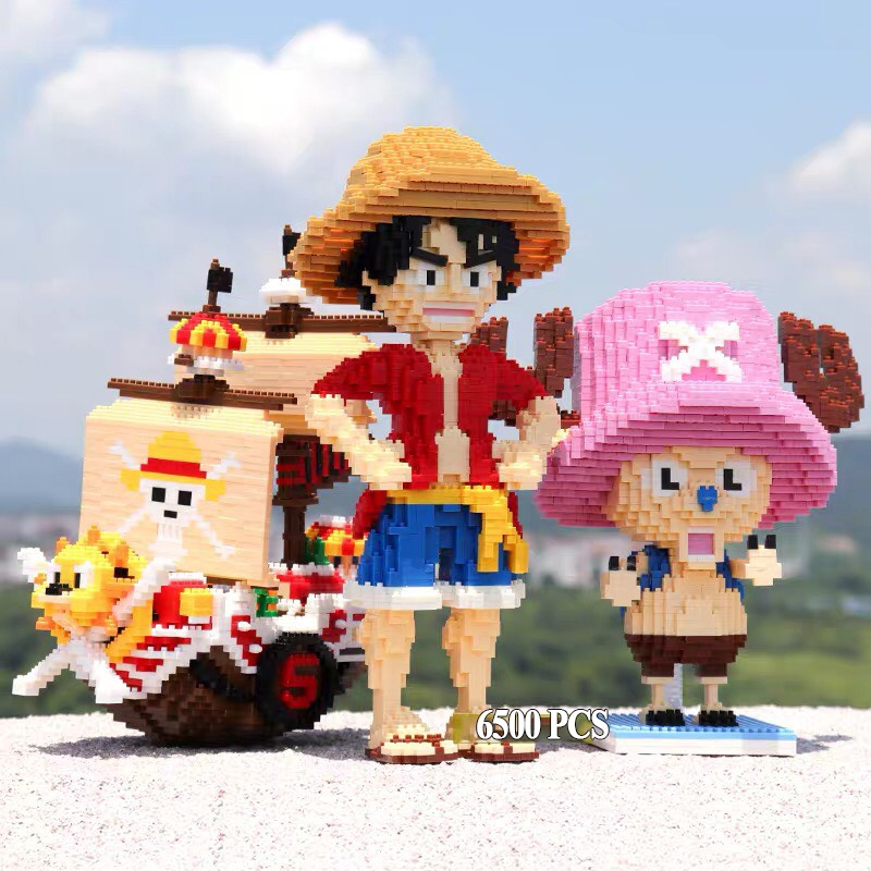 Mô hình lắp ghép LUFFY ONE PIECE 42cm giúp trẻ phát triển trí năng, hạn chế sử dụng thiết bị điện tử.