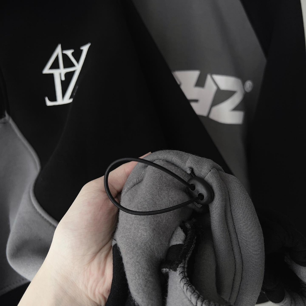 Áo Khoác Polo Tanazi Dài Tay Form Rộng Unisex Vải Nỉ Dây Rút Chữ In Collection 2 Màu  Tanazi