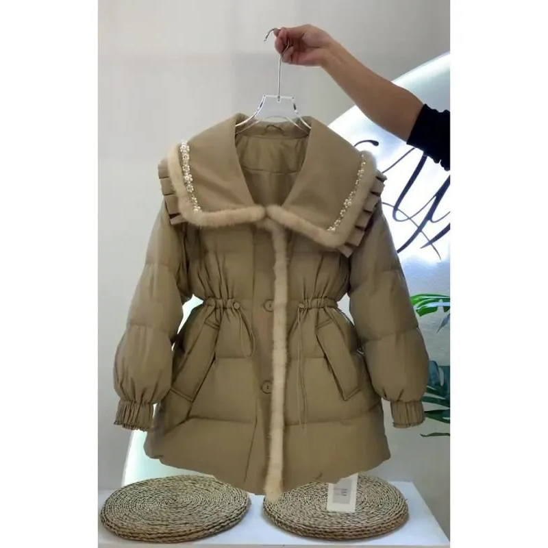 Áo phao thắt eo cổ  bèo quanh chau ( sẵn trắng
