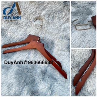 Móc Áo Gỗ Nữ Nâu Bằng