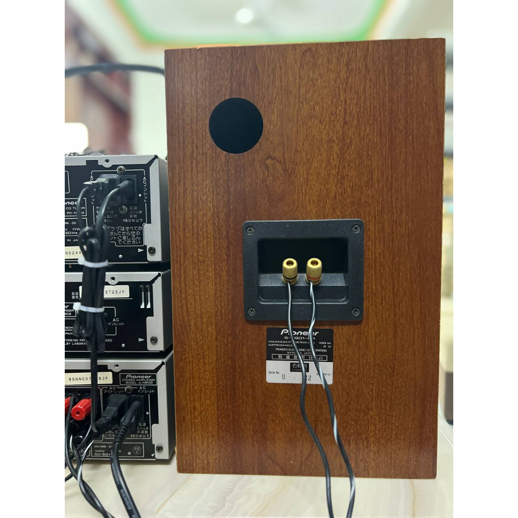 BÁN 2 LOA PIONEER  N901  KHÔNG DÀN