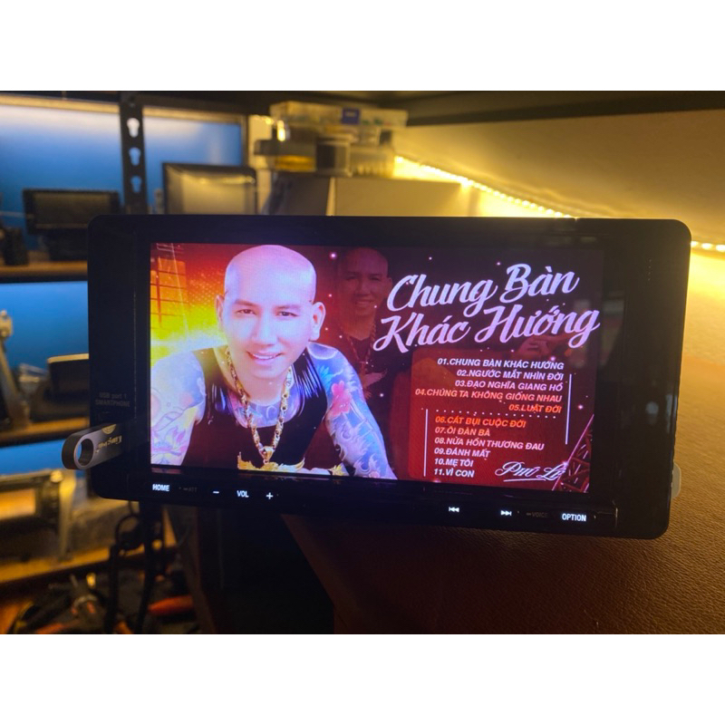 Màn hình ô tô SO NY  XAV-AX5110 chính hãng , có apple carplay và androi auto