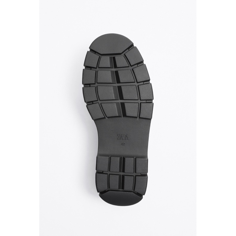 Giày nam tráng cao su Zara authentic RUBBERISED WITH TRACK SOLE size 41