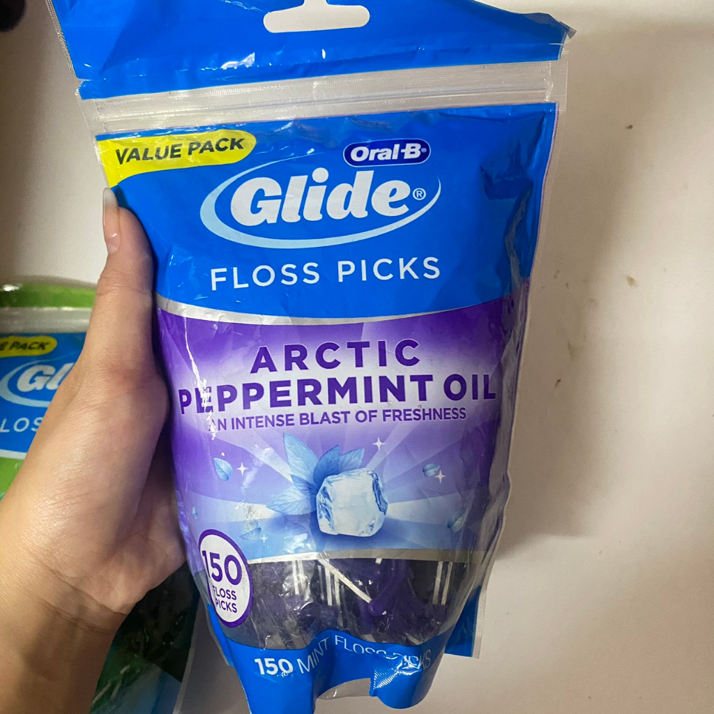Cung Tăm Chỉ Nha Khoa Oral B Glide SCOPE OUTLAST, ARTIC PEPERMINT OIL 150 Tăm Mỹ - Ngừa Viêm Nướu