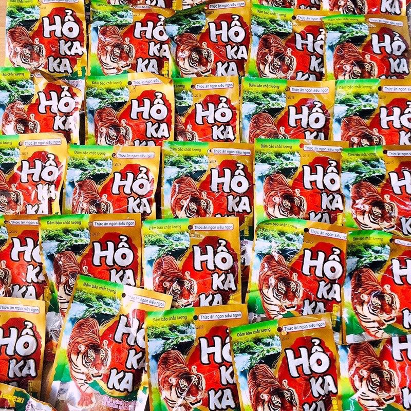 10 gói Bim Bim hổ kaka hương vị đậm đà, mùi thơm hấp dẫn, vị cay nhè nhẹ
