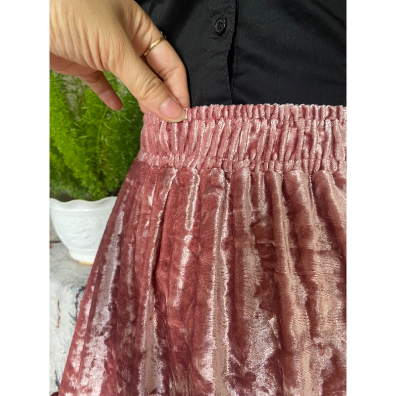 Chân váy nhung siêu đẹp