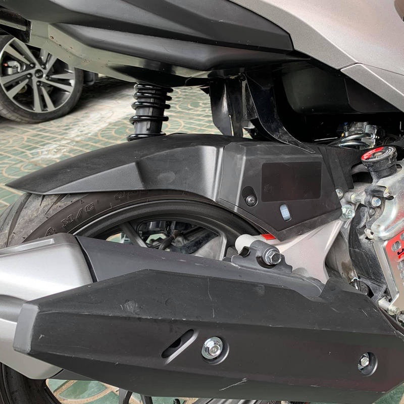 Dè con, dè chắn bùn xe Honda Airblade - tổng hợp