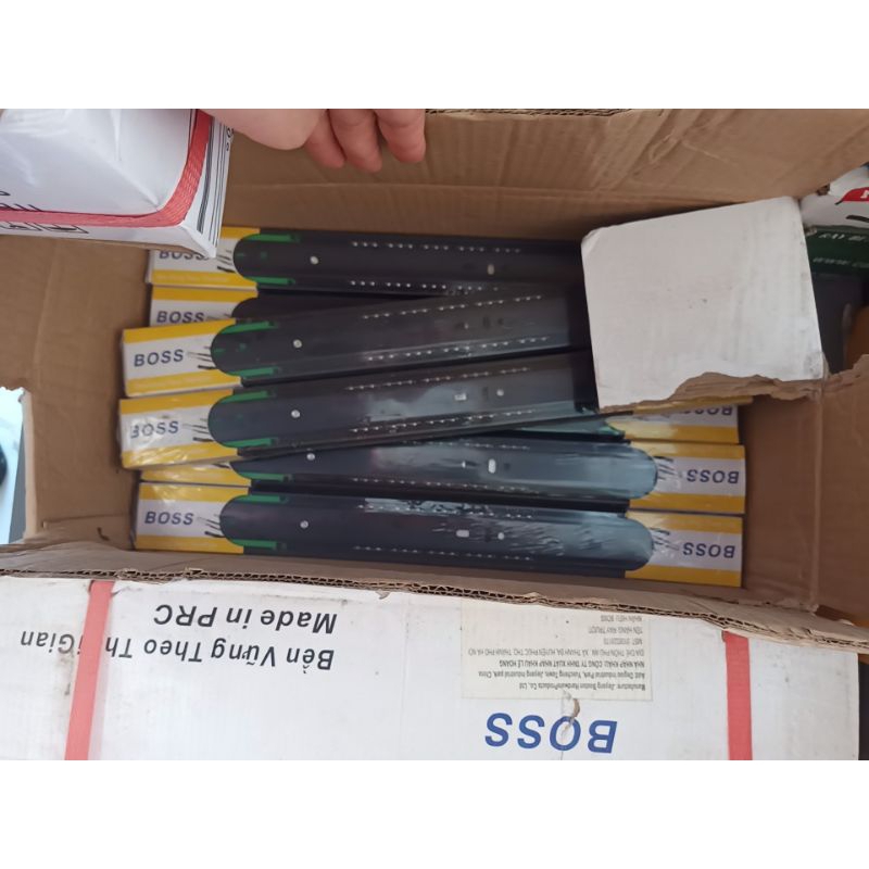 Ray giảm chấn, ray giảm chấn Boss