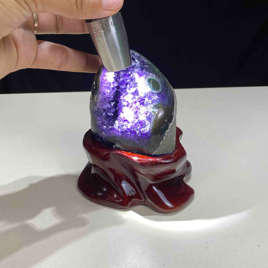 Viên Đá Thạch Anh Tím Braxin Trang Trí Nhà Cửa 12.9cm