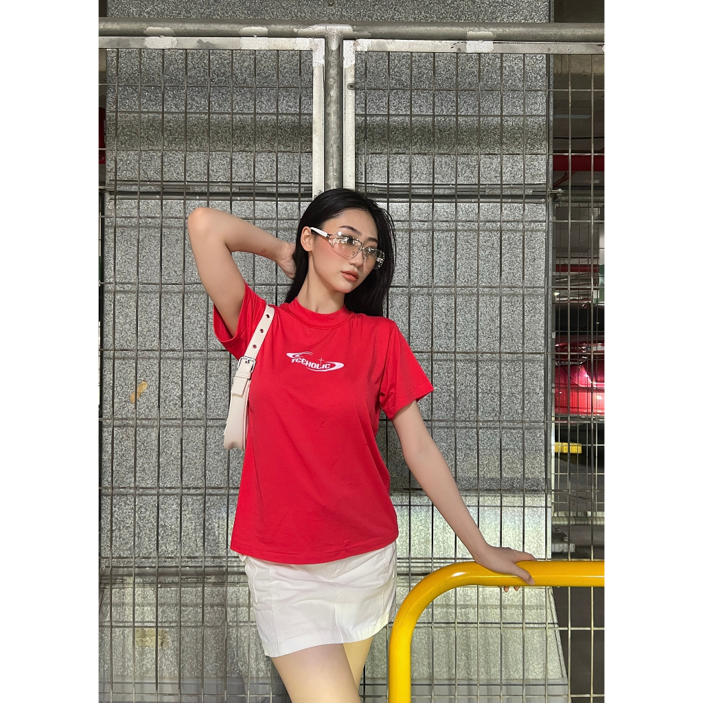 Áo baby tee nữ cotton đường may ngược local brand teeholic màu đỏ