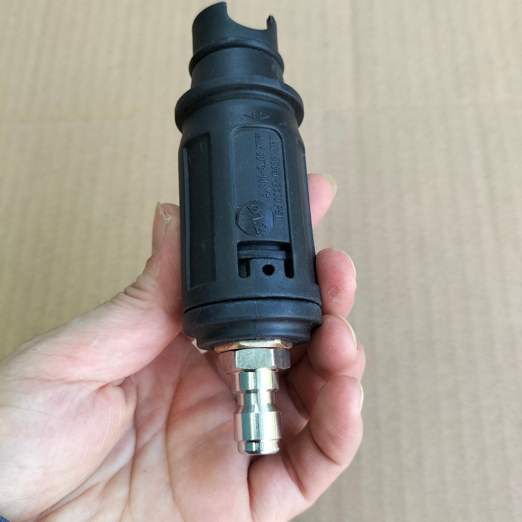 Béc xịt rửa xe kiểu mỏ vịt kèm theo đầu nối nhanh 1/4