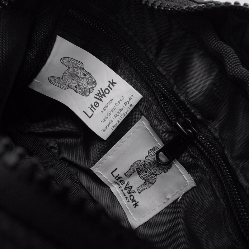 Túi Đeo Chéo Nam Nữ Life Work Logo Silicon Chất Liệu Da Si Chống Thấm Cao Cấp 2 Ngăn Tiện Lợi Kèm Túi Mini Bánh Mì Store