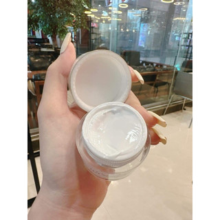 kem dưỡng trắng da