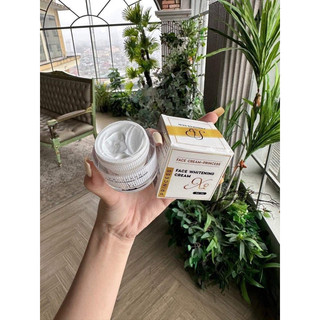 kem dưỡng trắng da