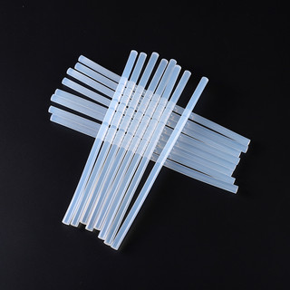 1 cây keo nến silicon