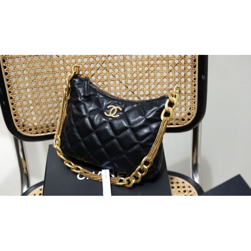 Túi nữ thời trang dáng kẹp nách hot trend sz24cm da lì mềm mịn quai mix 2 loại fullbox nam châm