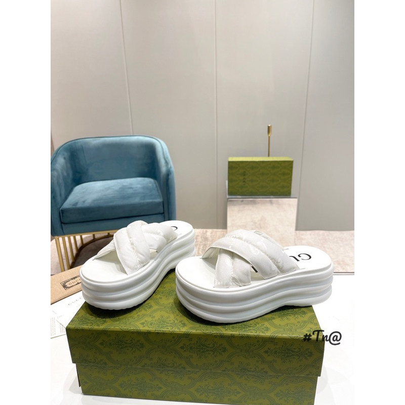 Dép Gucci Quai Chéo Đế Bánh Mì Trắng Đen Hồng Phiên Bản 2023 Full Size 35-39  -  By Anh Dinh Phuong